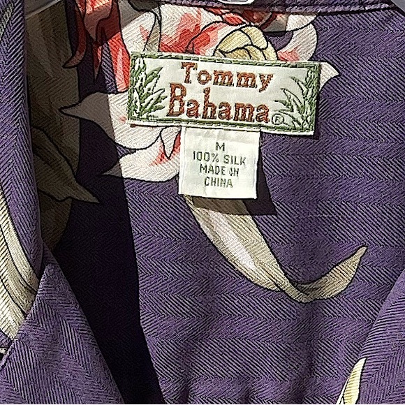 Tommy Bahama Silk Tropical Hawaiian Button Front Shirt - Picture 15 of 16